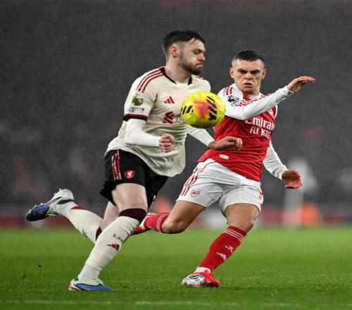 范戴克单场,传球破百,领跑英超本,英皇娱乐官网,英皇娱乐官网入口,英皇娱乐网站,英皇娱乐,英皇娱乐登录入口